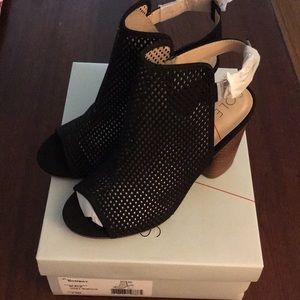 Sole Society 'Bombay' in black